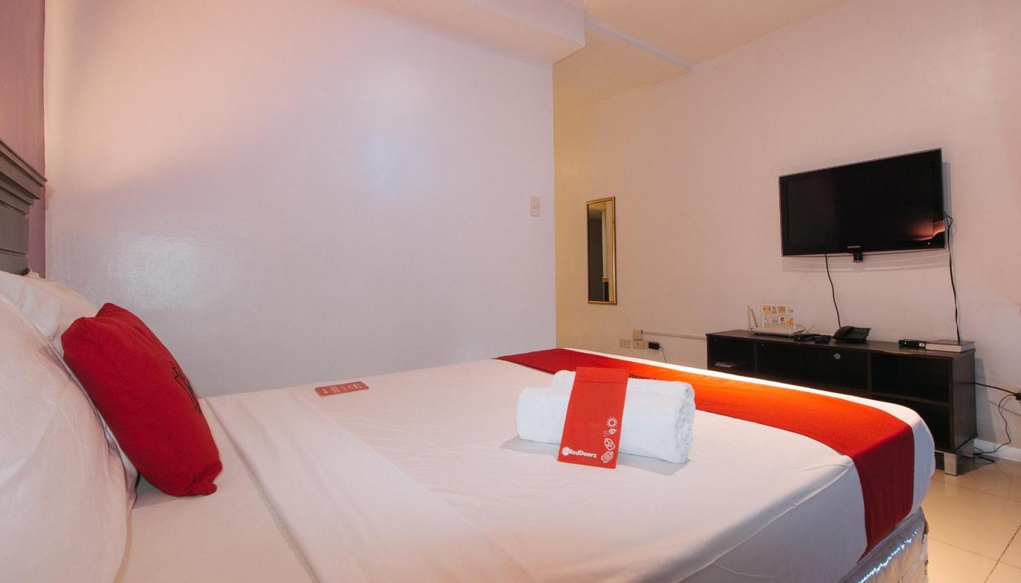 סן פדרו מקאטי Reddoorz @ Melbourne Suites Makati מראה חיצוני תמונה